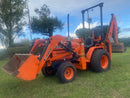 Kubota B7200 Digger / Loader Compact tractor