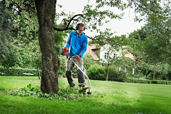 How Does a Strimmer Work?