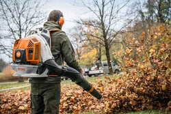 The Ultimate Leaf Blower Buying Guide