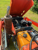 Kubota B7100 Digger / Loader Compact tractor