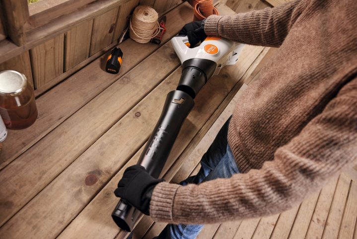 Stihl BGA 30 Cordless Blower SET (2X AS 2 BATTERIES & AL 1 CHARGER)
