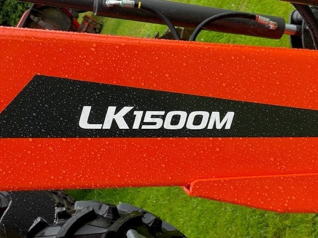 Kubota M4073 Tractor and MX LK1500M Loader