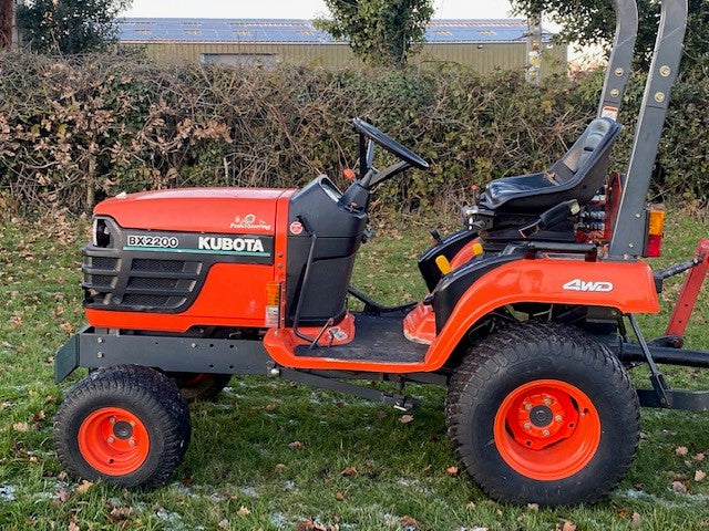 .Kubota BX2200 4wd Compact Tractor