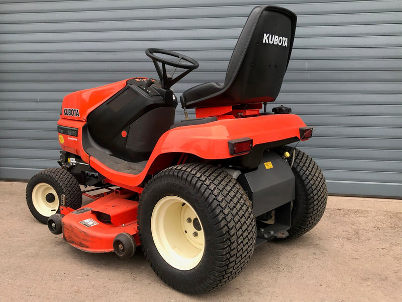 Kubota G2160 Mower, Used Kubota G2160 Ride on Diesel Mower 48" S/D