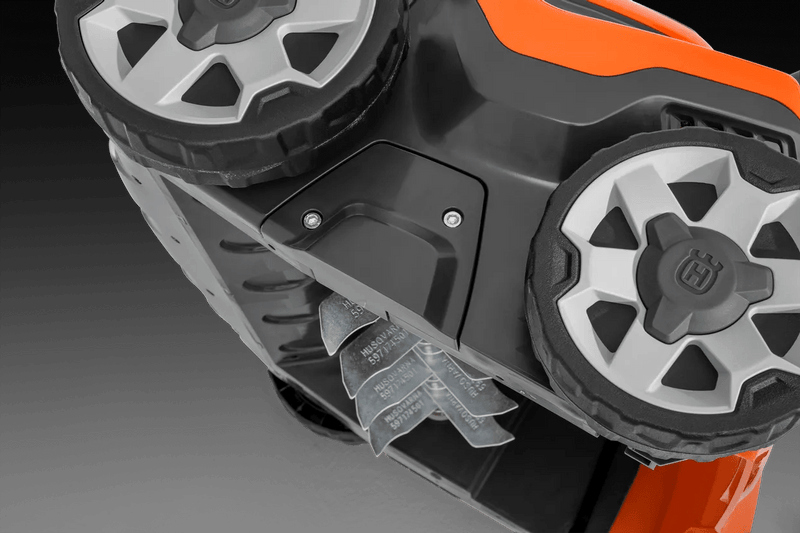 Husqvarna S138i Battery Scarifier (Unit Only)