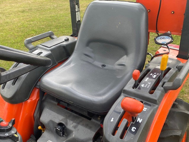 .Kubota B1410 Compact Tractor