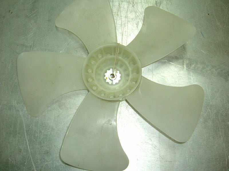 K7561-85040 Kubota RTV900 Radiator Fan