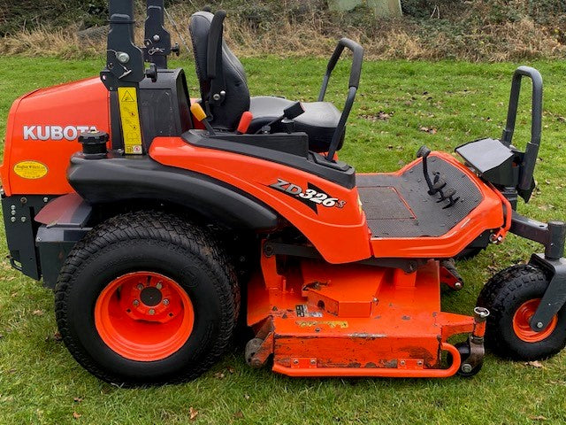 Kubota ZD326 Mower,  Kubota ZD326S Zero Turn Mower